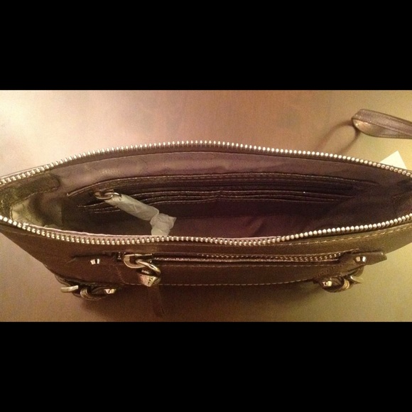 NWT Michael Kors Large Leather Fallon Zip Clutch Wristlet - Picture 4 of 9